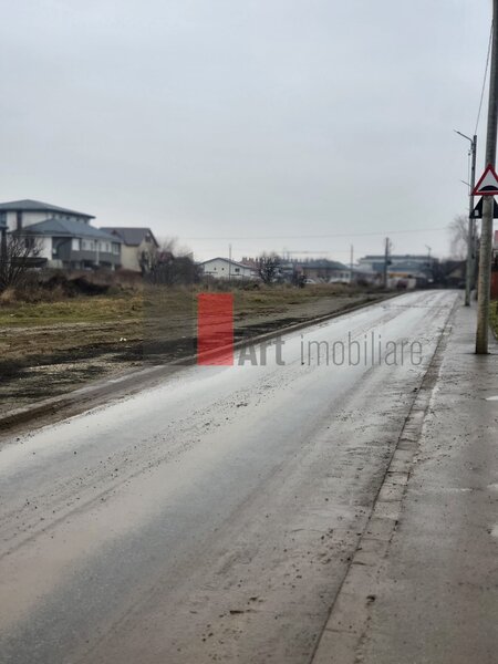 Dobroesti, Bucuresti, teren tripla deschidere.